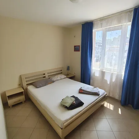 2 Room Apartment With Side Sea View End Of Sunny Beach