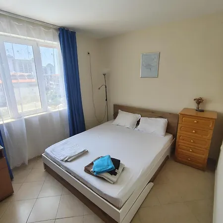 2 Room Apartment With Side Sea View End Of Sunny Beach